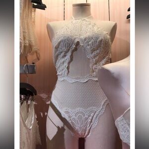 Victoria’s Secret pink Elegant Lace Halter Bodysuit SIZE SMALL